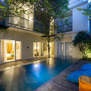 Casa Kayu Aya 3* Seminyak